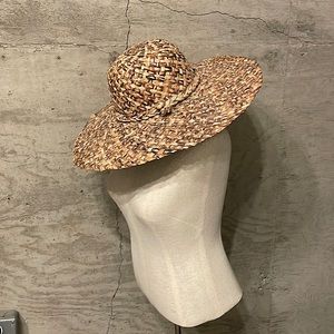 Liz Claiborne vintage sun hat straw